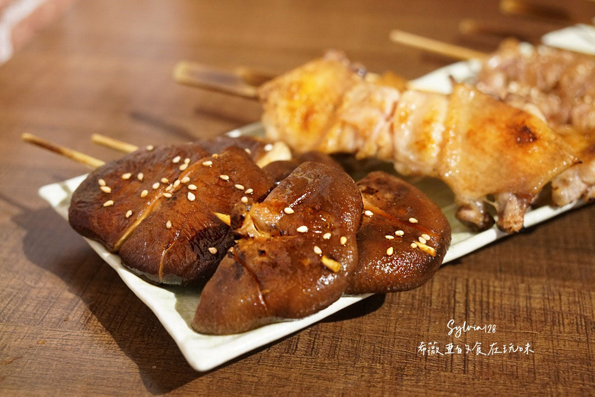 【永和美食】四貝串燒居酒屋，深入感受清酒與串燒的魅力！捷運永安市場站美食、永和清酒居酒屋推薦 @希薇亞の食在玩味