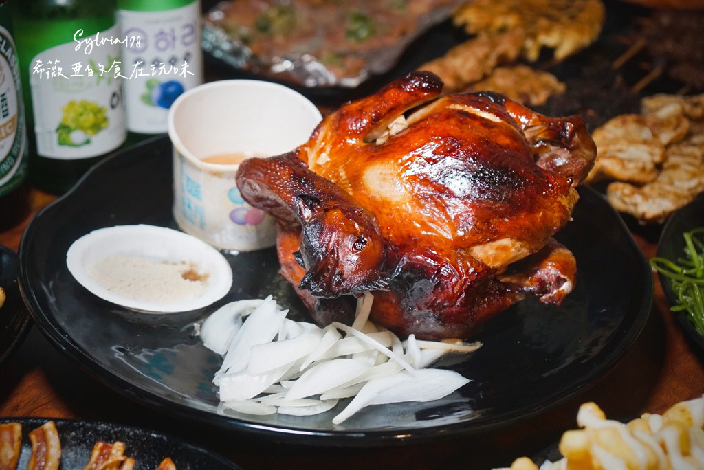 【台北景美桶仔雞】雞老闆桶仔雞景美店 烤雞串燒熱炒，一次滿足！台北桶仔雞、景美美食推薦 @希薇亞の食在玩味