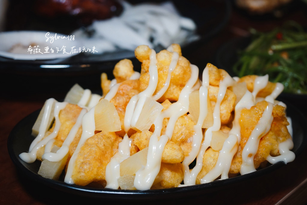 【台北景美桶仔雞】雞老闆桶仔雞景美店 烤雞串燒熱炒，一次滿足！台北桶仔雞、景美美食推薦 @希薇亞の食在玩味