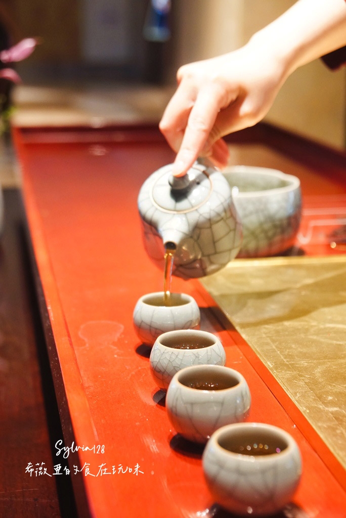 【信義下午茶】台北君悅酒店 茶苑攜手 POUYUENJI 寶元紀推「元‧茶苑」的優雅茶藝饗宴 @希薇亞の食在玩味