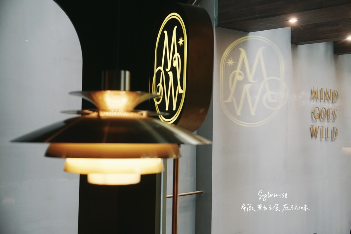 【東區咖啡廳】慢溫咖啡廳台北旗艦店x慢溫密室-水晶與咖啡香之間的療癒時刻。大安區咖啡廳推薦 @希薇亞の食在玩味