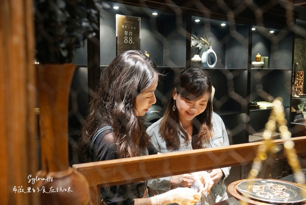 【東區咖啡廳】慢溫咖啡廳台北旗艦店x慢溫密室-水晶與咖啡香之間的療癒時刻。大安區咖啡廳推薦 @希薇亞の食在玩味