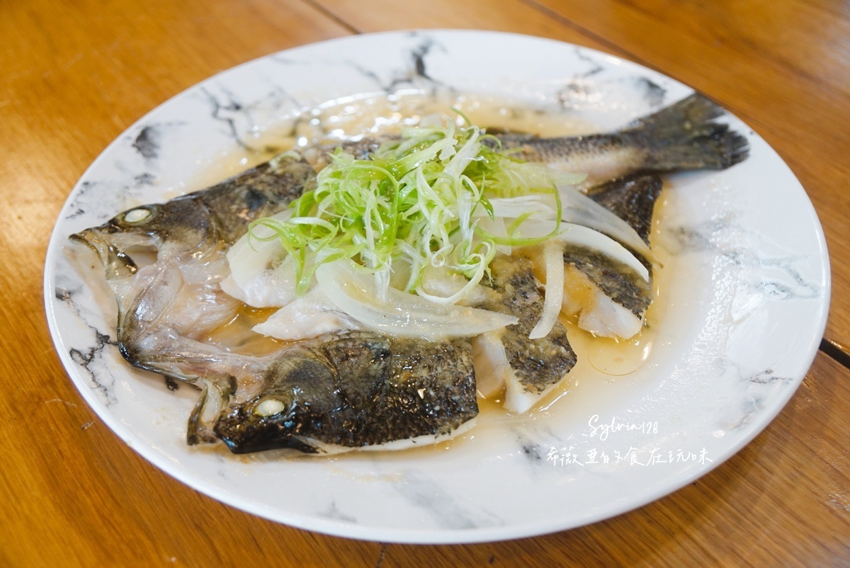 【宜蘭住宿】鳳梨屋水上莊園一泊三食。宜蘭一日遊、宜蘭親子體驗、露營、villa住宿推薦 @希薇亞の食在玩味