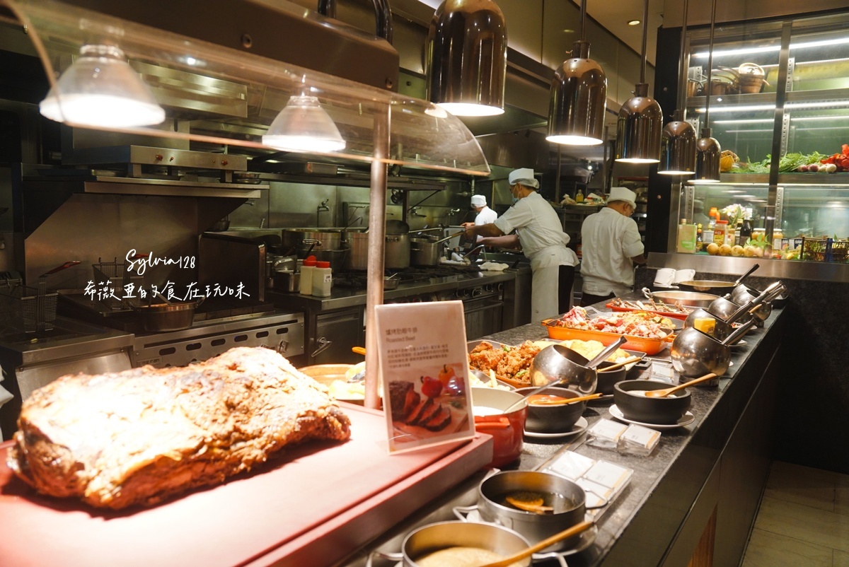 【善導寺吃到飽】十二廚台北喜來登大飯店｜澎湃海鮮季、松葉蟹雪蟹吃到飽 @希薇亞の食在玩味
