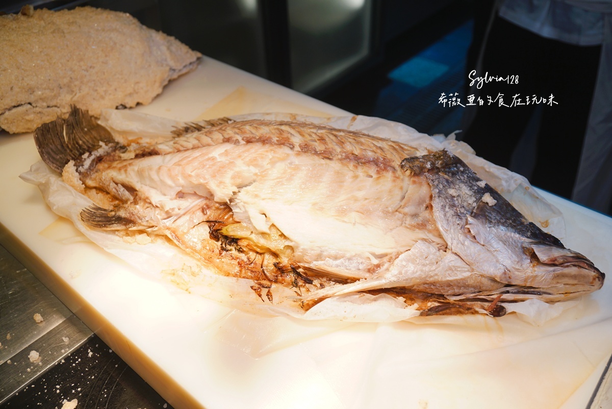 【市政府吃到飽】探索廚房-寒舍艾美酒店自助餐，首爾米其林 doughroom 吃到飽快閃登台！ @希薇亞の食在玩味
