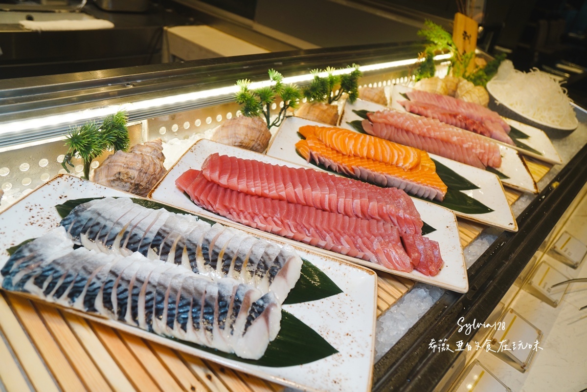【市政府吃到飽】探索廚房-寒舍艾美酒店自助餐，首爾米其林 doughroom 吃到飽快閃登台！ @希薇亞の食在玩味
