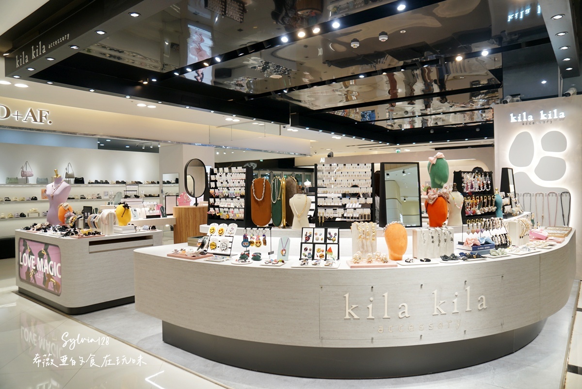 2025 大江購物中心全桃最美打卡mall，春夏裝置藝術、聚集超熱門網路品牌，聚餐、購物一次滿足！ 大江全年免費停車的悠遊遊逛街城、桃園青埔一日遊！ @希薇亞の食在玩味