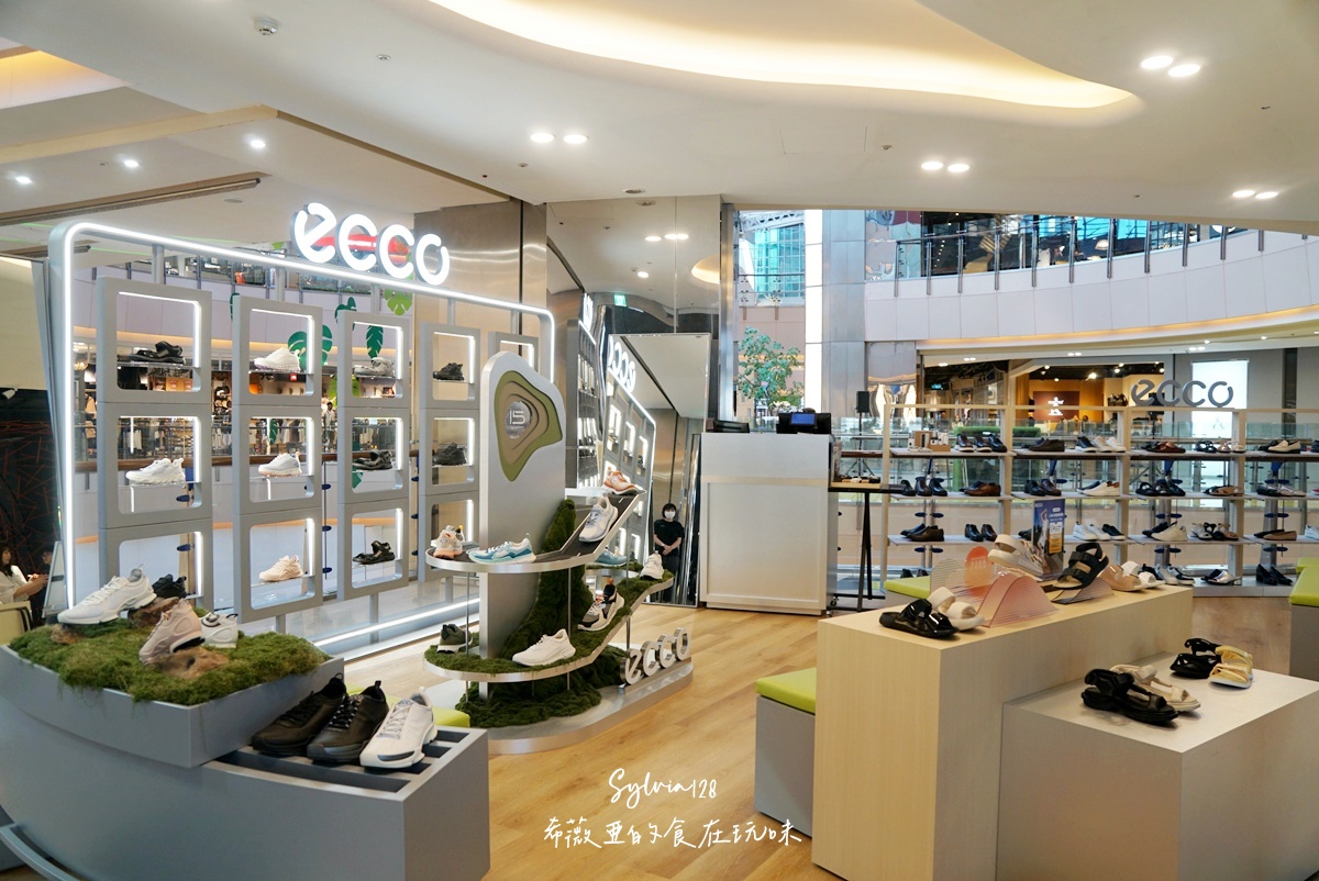2025 大江購物中心全桃最美打卡mall，春夏裝置藝術、聚集超熱門網路品牌，聚餐、購物一次滿足！ 大江全年免費停車的悠遊遊逛街城、桃園青埔一日遊！ @希薇亞の食在玩味