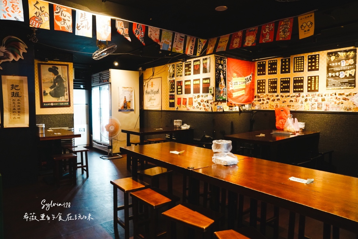 【士林桶仔雞】雞老闆桶仔雞士林店，聚餐、唱歌、吃雞的好地方！台北桶仔雞、士林美食推薦 @希薇亞の食在玩味