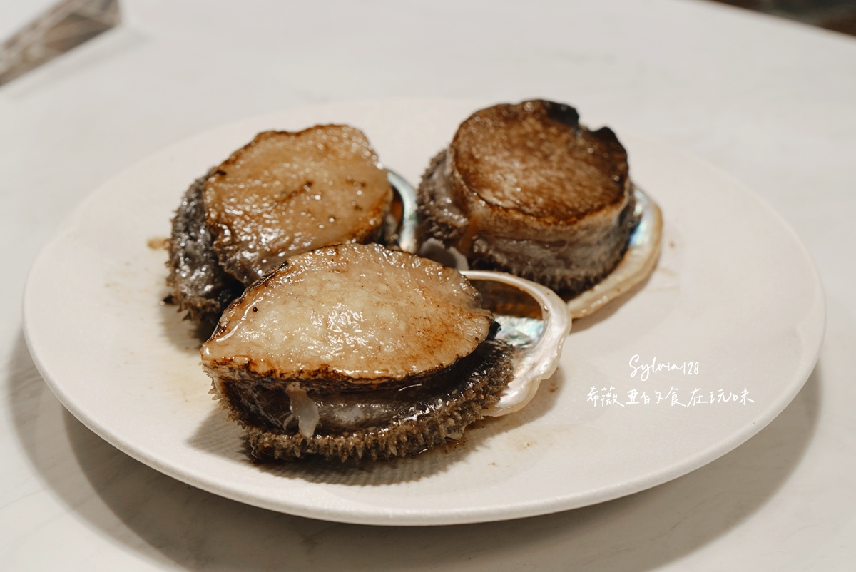 【市政府吃到飽】台北寒舍艾美酒店探索廚房吃到飽，再次被征服的味蕾！ @希薇亞の食在玩味