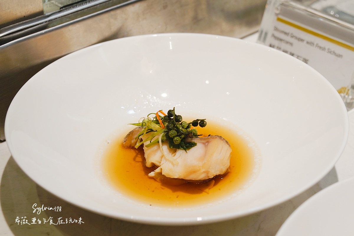 【市政府吃到飽】台北寒舍艾美酒店探索廚房吃到飽，再次被征服的味蕾！ @希薇亞の食在玩味