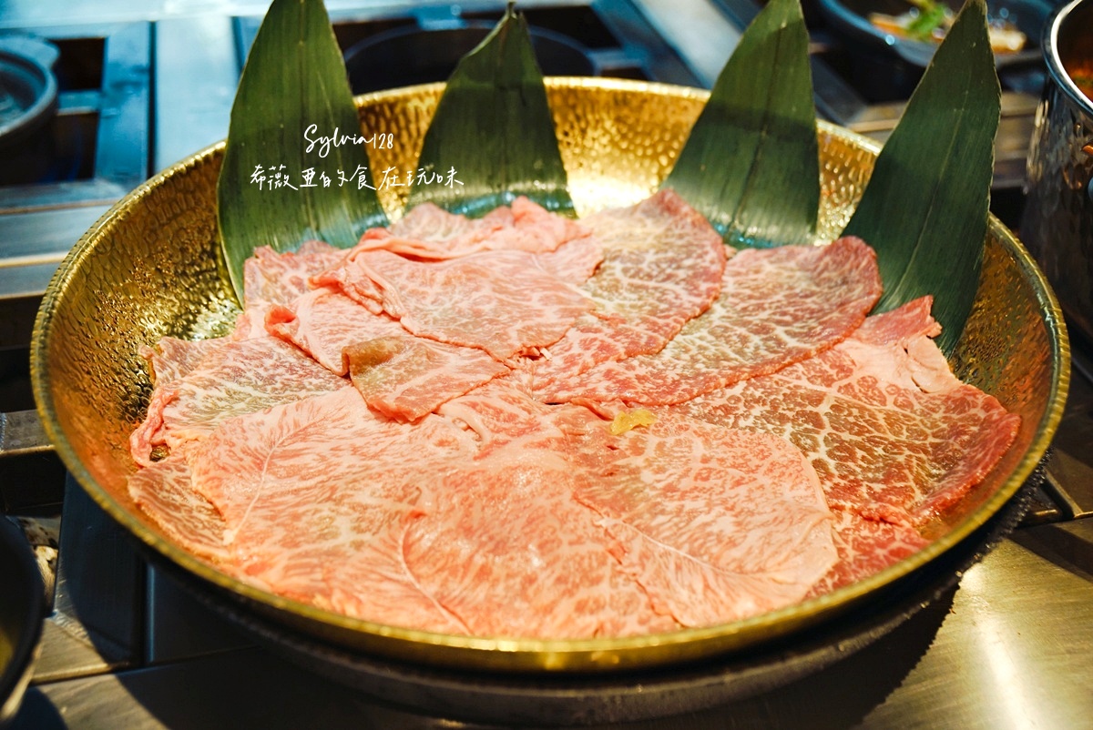 【市政府吃到飽】台北寒舍艾美酒店探索廚房吃到飽，再次被征服的味蕾！ @希薇亞の食在玩味