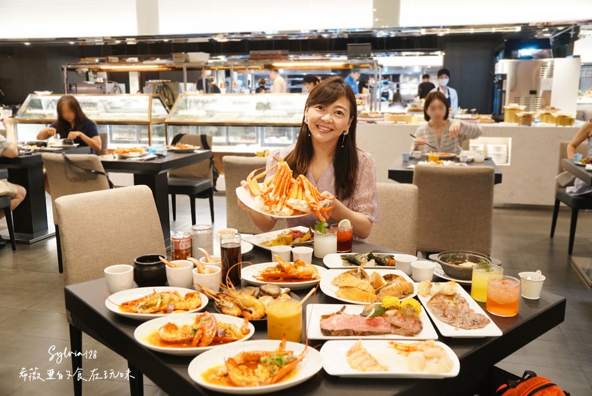 【市政府吃到飽】台北寒舍艾美酒店探索廚房吃到飽，再次被征服的味蕾！ @希薇亞の食在玩味