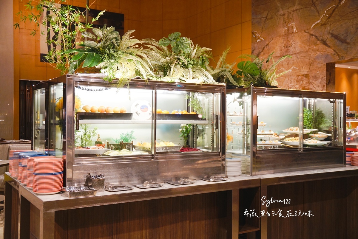【善導寺吃到飽】十二廚台北喜來登大飯店韓國美食節，KAI 主廚打造道地韓味饗宴！ @希薇亞の食在玩味