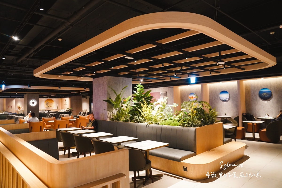 台北松山機場環亞機場貴賓室 Plaza Premium Lounge 讓出發前的時光，也值得被細細對待 @希薇亞の食在玩味