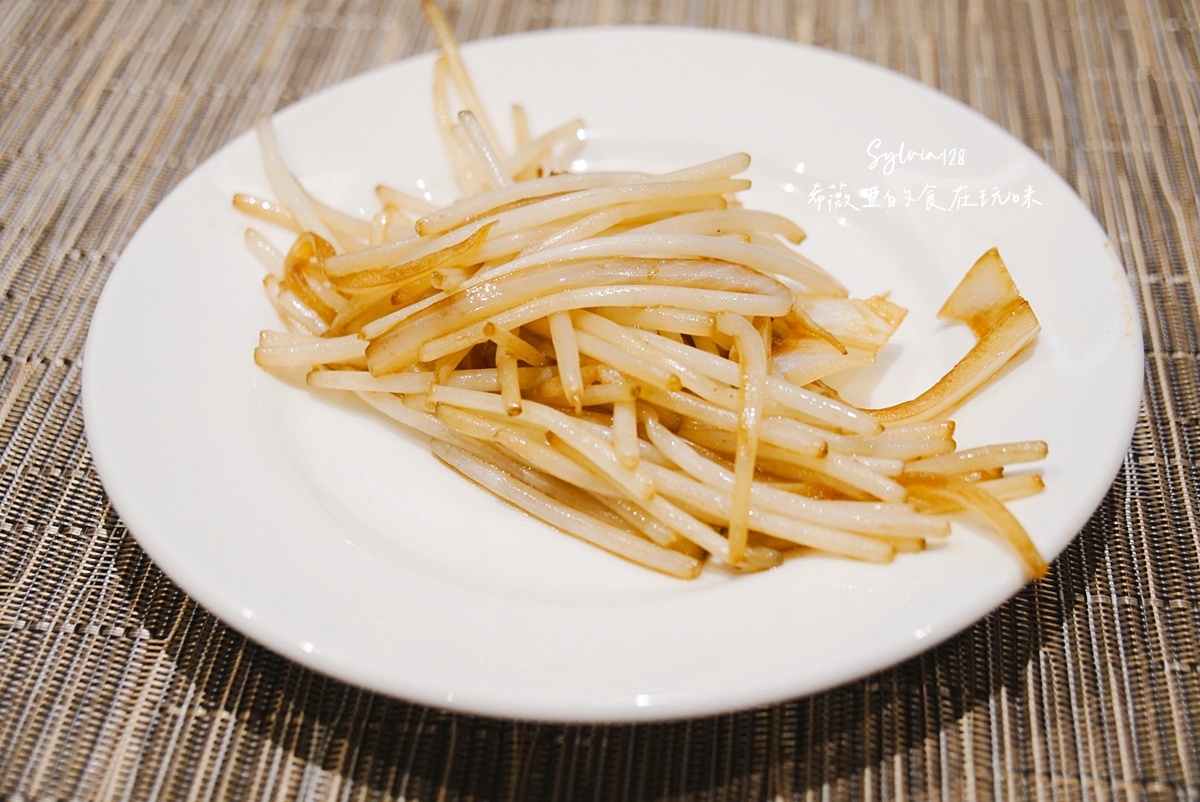 【中山鐵板燒】圓鼎鐵板燒，二十年鐵板堅持，品味經典的每一刻！台北鐵板燒推薦 @希薇亞の食在玩味