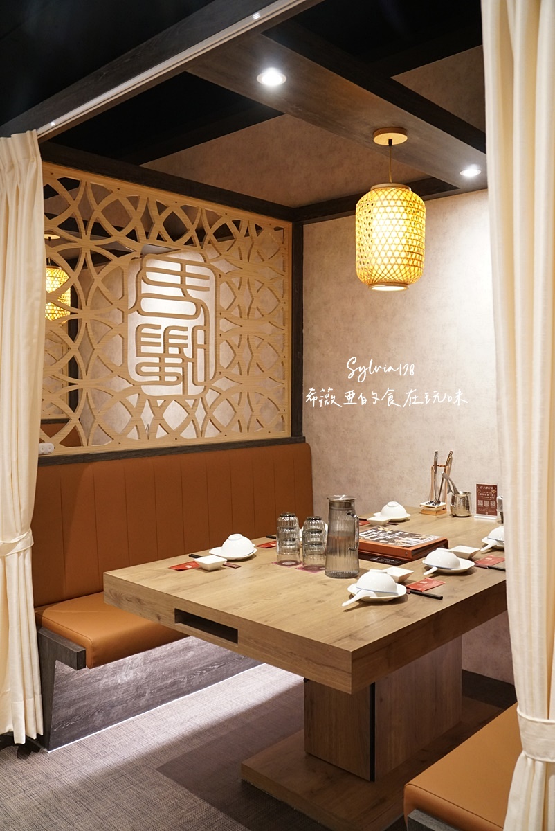 【台北101雞湯火鍋】君曜雞湯的溫潤饗宴。台北必喝雞湯鍋物 @希薇亞の食在玩味