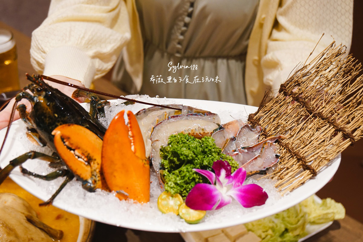 【台北101雞湯火鍋】君曜雞湯的溫潤饗宴。台北必喝雞湯鍋物 @希薇亞の食在玩味