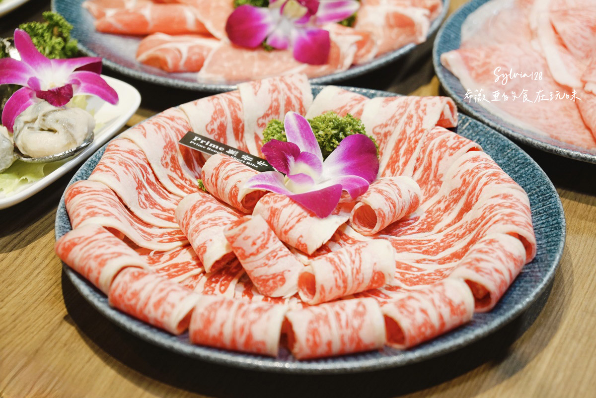 【台北101雞湯火鍋】君曜雞湯的溫潤饗宴。台北必喝雞湯鍋物 @希薇亞の食在玩味