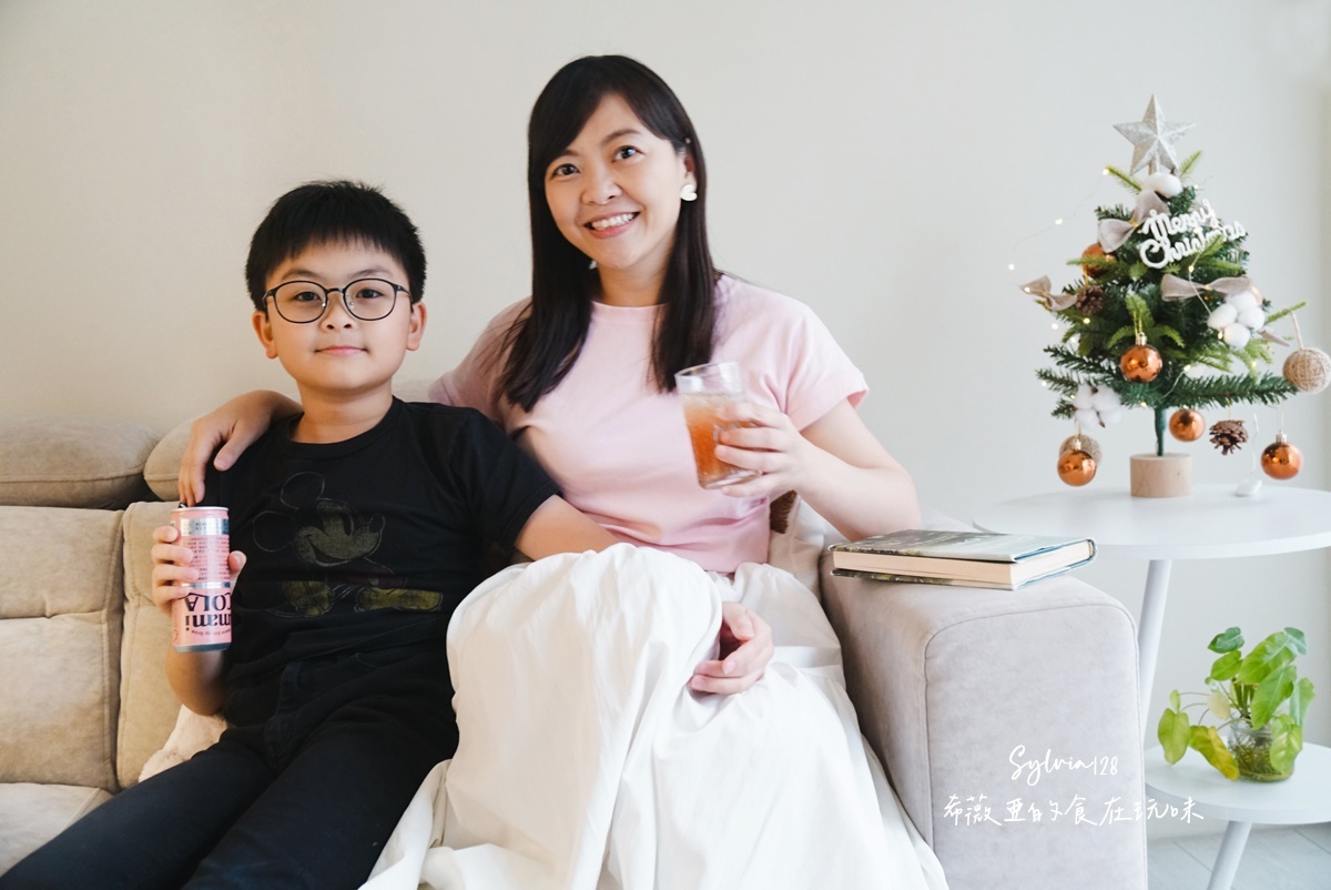 日本製 UMAMI COLA 粉紅可樂，日常的小確幸！精釀麴甘酒氣泡飲 @希薇亞の食在玩味