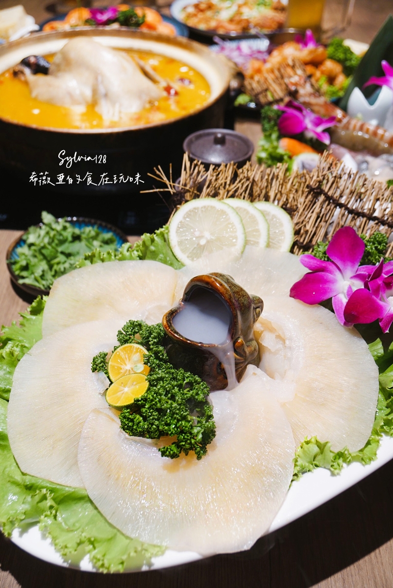 【中山雞湯】星曜雞湯的魅力，喝一口就上癮！台北必喝雞湯推薦！ @希薇亞の食在玩味