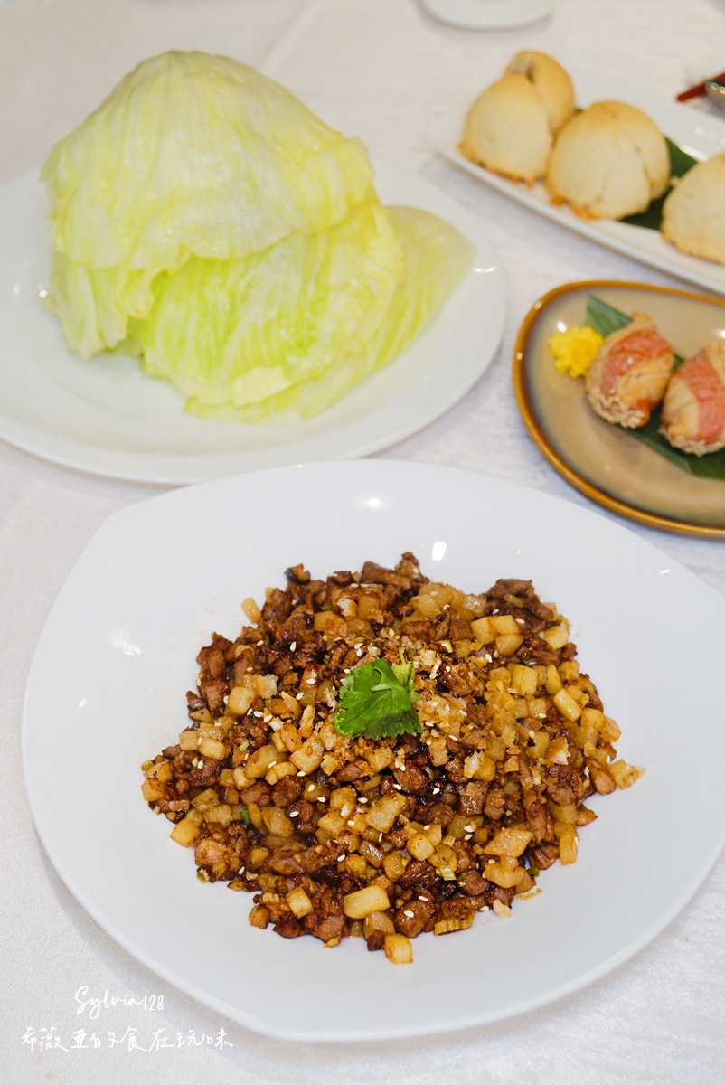 【台北中山粵菜餐廳】明宮粵菜廳台北老爺酒店烤鴨三吃，吃一頓值得記得的烤鴨與港點。中山站必吃烤鴨港點！ @希薇亞の食在玩味