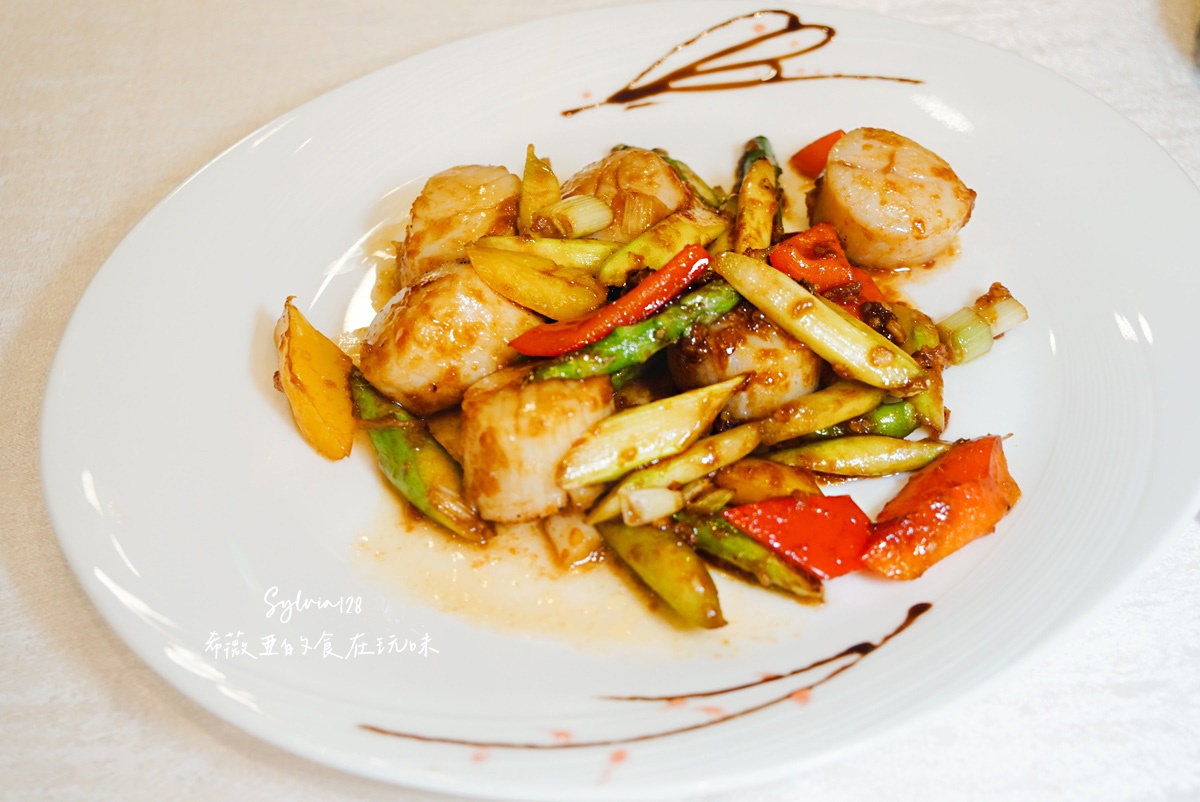 【台北中山粵菜餐廳】明宮粵菜廳台北老爺酒店烤鴨三吃，吃一頓值得記得的烤鴨與港點。中山站必吃烤鴨港點！ @希薇亞の食在玩味