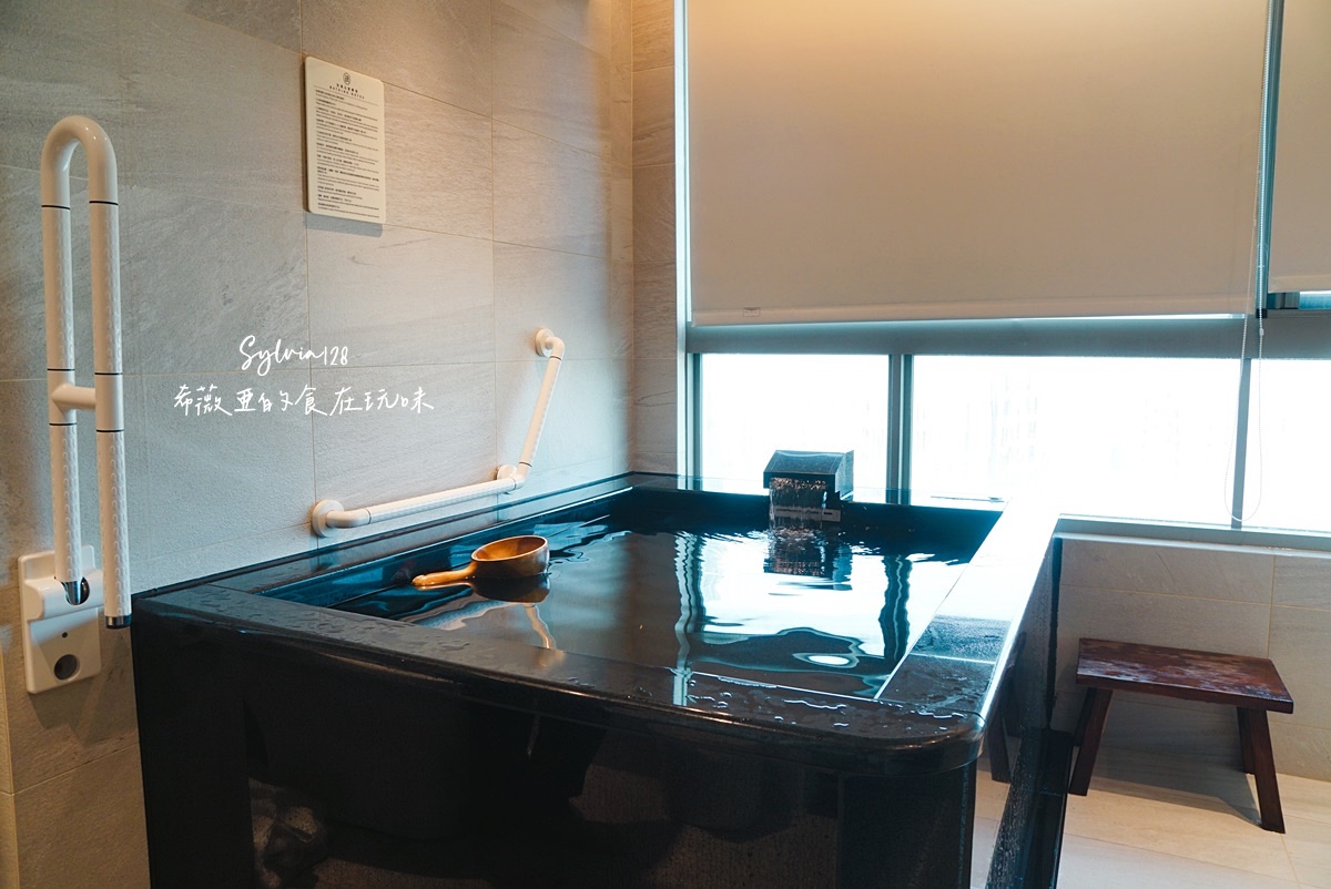 【淡水溫泉住宿】蘊泉庄公寓式溫泉飯店一泊二食，城市邊緣的溫柔度假。台北住宿親子溫泉飯店推薦 @希薇亞の食在玩味