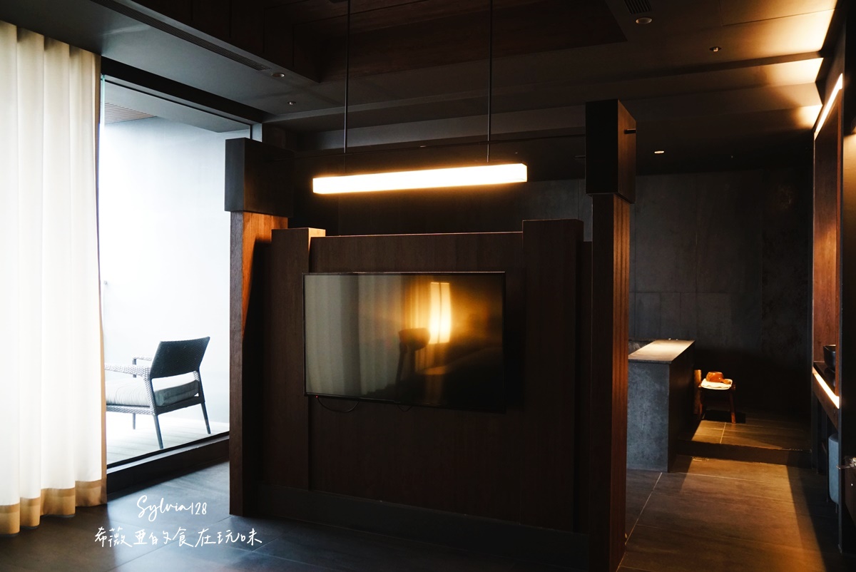 【淡水泡湯】蘊泉庄公寓式溫泉飯店，一池暖湯，一段香氣，一場記憶甦醒的溫泉之旅！ @希薇亞の食在玩味