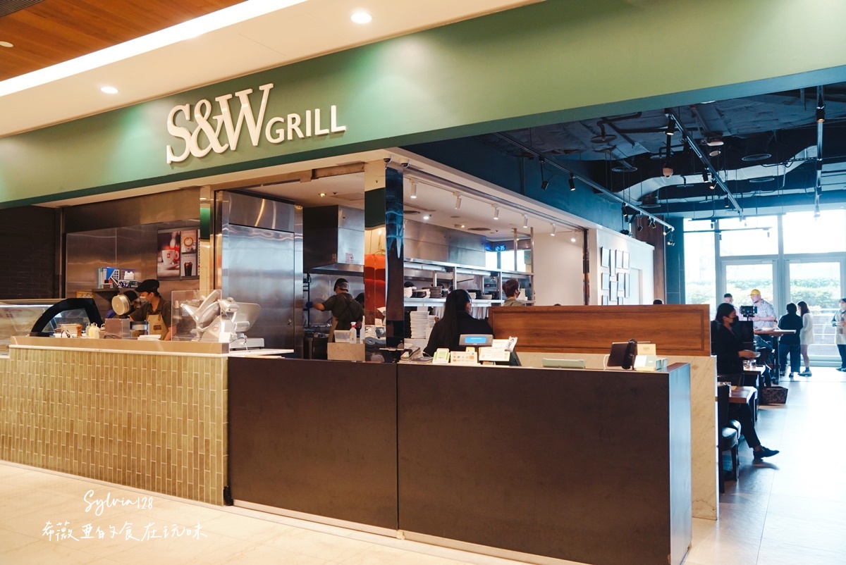 【信義微風美式餐廳】S&W Grill 精緻的當代美式餐桌，春夏新菜與巨大法式吐司塔登場！市政府美式餐廳推薦 @希薇亞の食在玩味