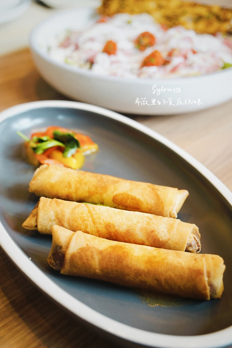 【信義微風美式餐廳】S&W Grill 精緻的當代美式餐桌，春夏新菜與巨大法式吐司塔登場！市政府美式餐廳推薦 @希薇亞の食在玩味