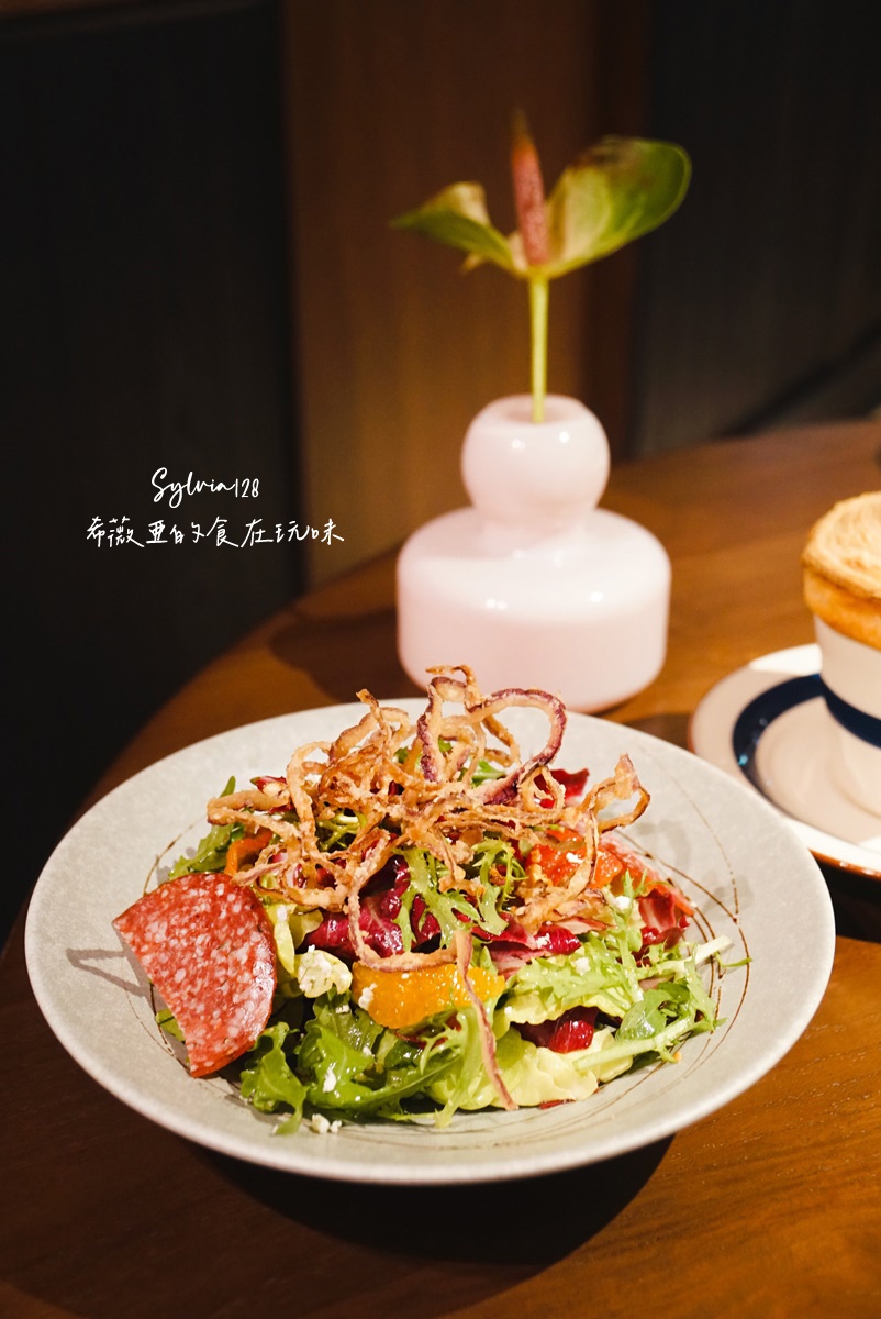 【信義安和牛排】AJ grill 牛排館，商業午餐990元起。台北牛排推薦米其林T+T團隊打造的美式熟成牛排饗宴 @希薇亞の食在玩味