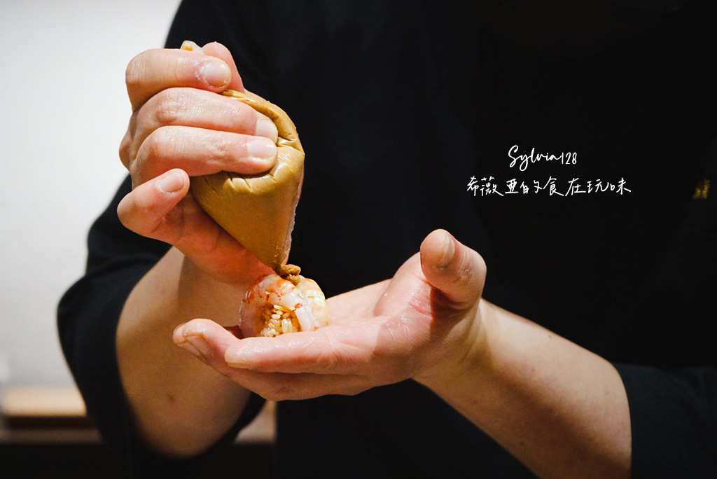 中山無菜單日本料理|鮨冶吉 20 品日式板前壽司。台北 Omakase 推薦 @希薇亞の食在玩味 中山無菜單日本料理|鮨冶吉 20 品日式板前壽司。台北 Omakase 推薦 @希薇亞の食在玩味