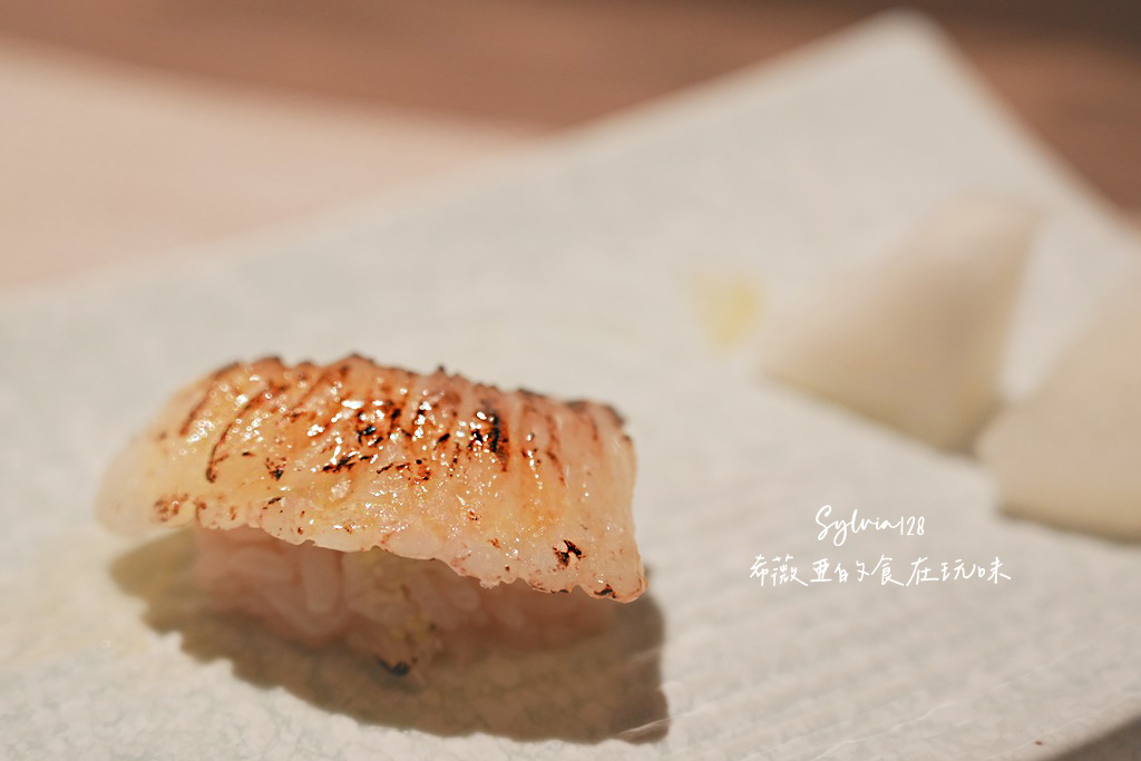 六張犁日本料理｜酩MIXology 現代創意無菜單日料 Omakase，13品壽司套餐 @希薇亞の食在玩味
