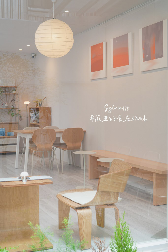 淡水咖啡廳｜AFTERMOON 午月，淡水馬偕街的溫馨咖啡甜點店 @希薇亞の食在玩味