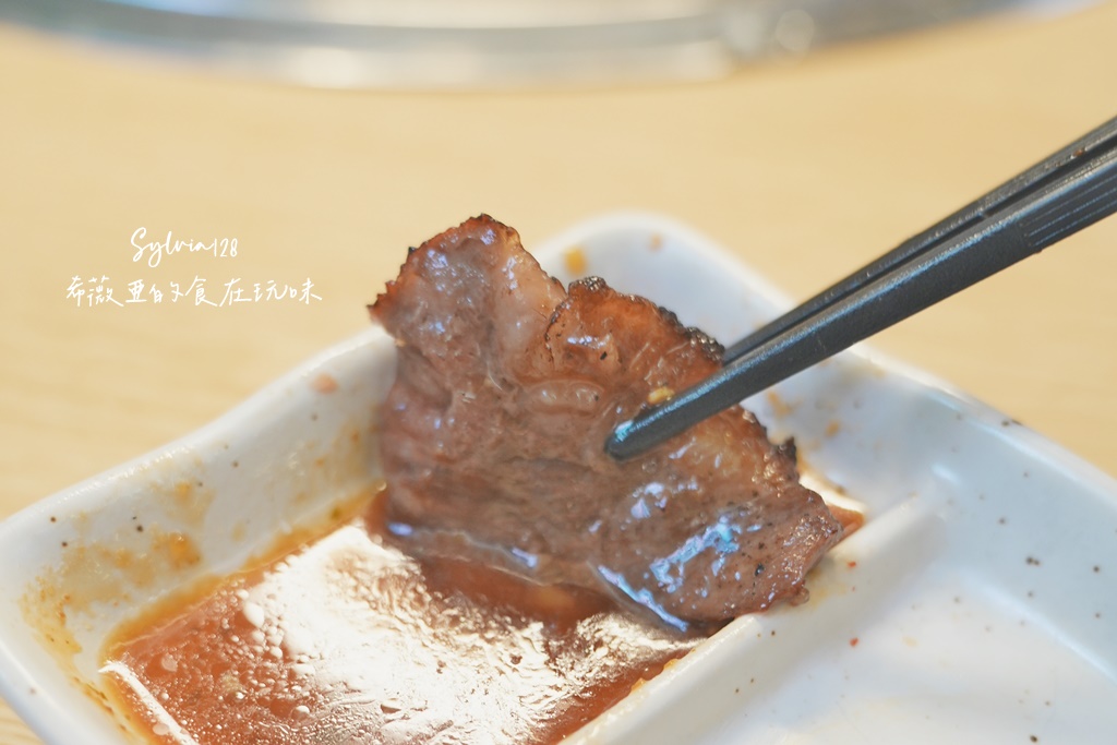 宜蘭礁溪燒肉｜豚兵衛燒肉Yaki，單點70元起！和牛套餐、個人燒肉一次滿足 @希薇亞の食在玩味