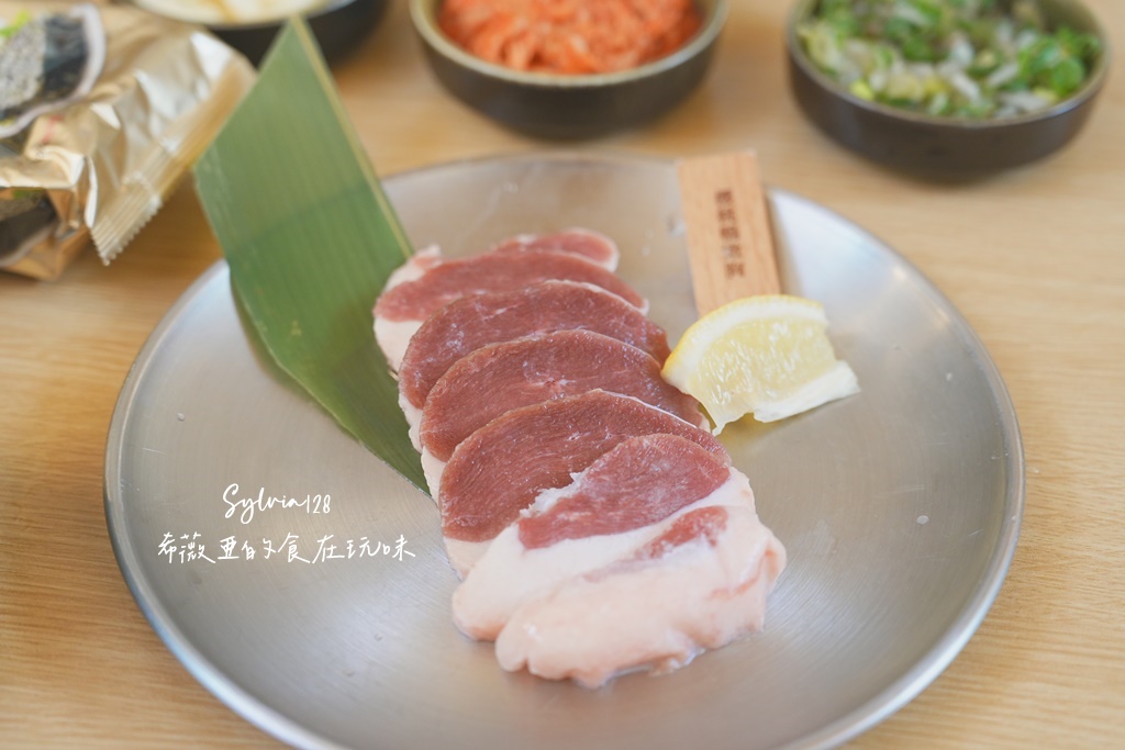 宜蘭礁溪燒肉｜豚兵衛燒肉Yaki，單點70元起！和牛套餐、個人燒肉一次滿足 @希薇亞の食在玩味
