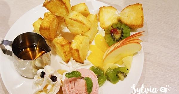 【台北信義區】樂昂咖啡 Love One Cafe (ATT 4 FUN店) 「夢幻甜點王國主題樂園」。食在玩味 @希薇亞の食在玩味